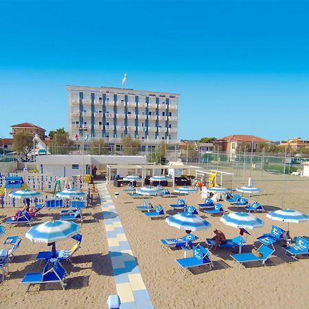 Hotel Mareblu เซนีกัลเลีย ภายนอก รูปภาพ
