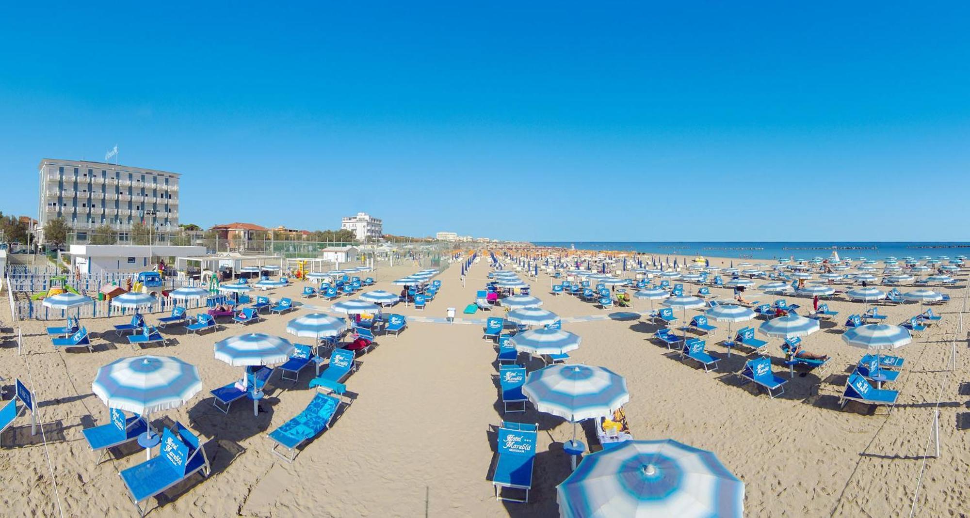 Hotel Mareblu เซนีกัลเลีย ภายนอก รูปภาพ