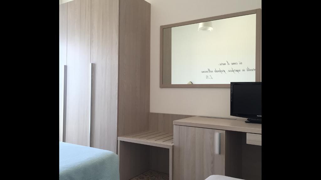 Hotel Mareblu เซนีกัลเลีย ภายนอก รูปภาพ