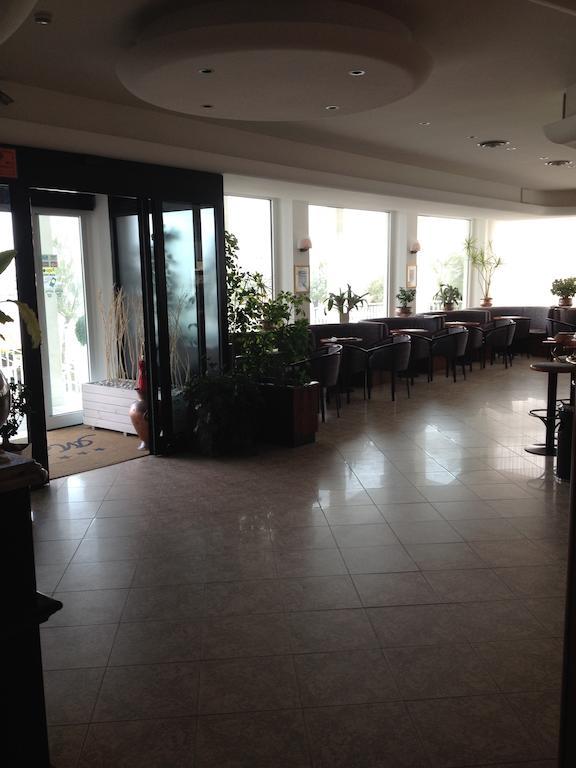 Hotel Mareblu เซนีกัลเลีย ภายนอก รูปภาพ