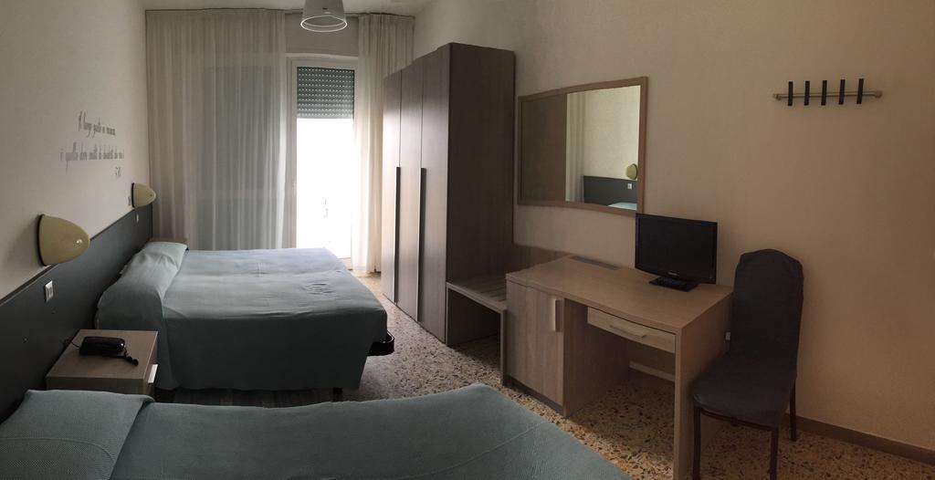 Hotel Mareblu เซนีกัลเลีย ภายนอก รูปภาพ